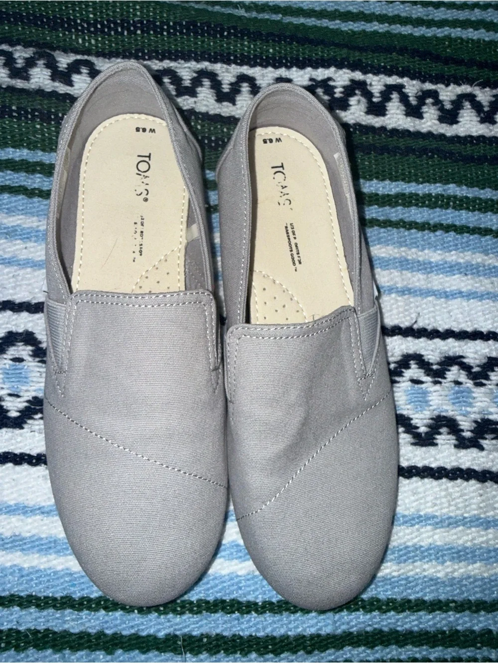 Toms Women's Slip-On Canvas Flats — Light Gray
